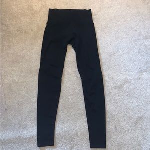 Black Alphalete halo leggings - size small -SOLD